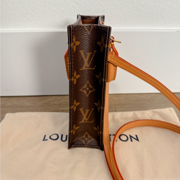 Authentic Louis Vuitton Petit Sac Plat bag - Picture 6 of 14